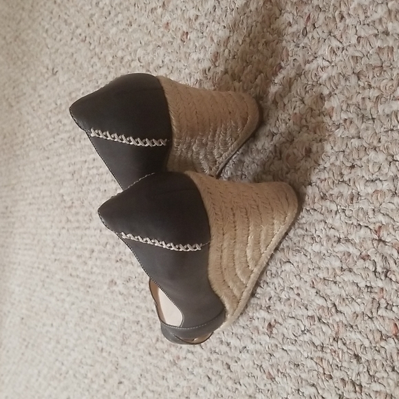 Ann Taylor loft wedges size: 7.5 - Picture 6 of 12